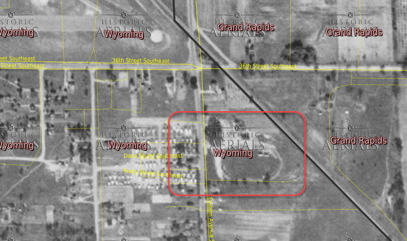 Grand Rapids Motor Speedway (Kamps Speedway) - 1947 Aerial Photo (newer photo)